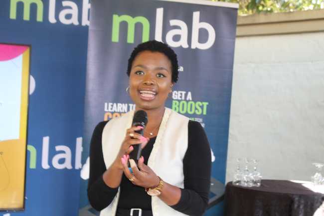 Kiddo Cool CEO, Mapula Ramothwala presenting her business at mLab’s 2022 Skills and StartUp graduation ceremony. 