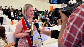 mLab startup support programme beneficiary Dr. Katherine Malherbe wins Best Female Founder award at the G20 Digital Innovation Alliance Conference in India
